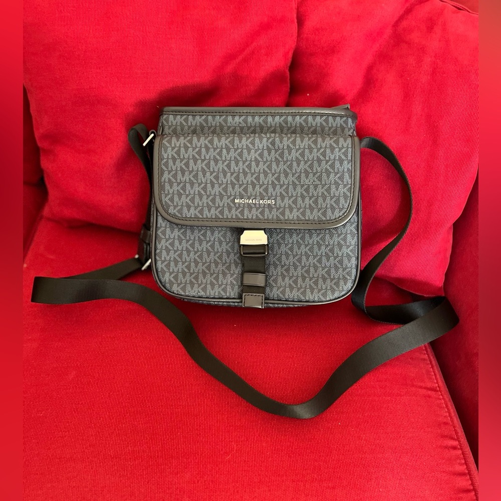 Michael Kors crossbody
